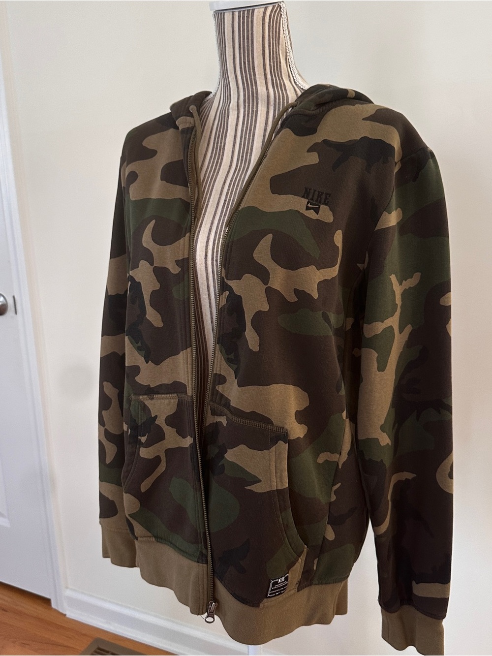 Nike Men's Camo Full-Zip Hoodie Jacket Medium M